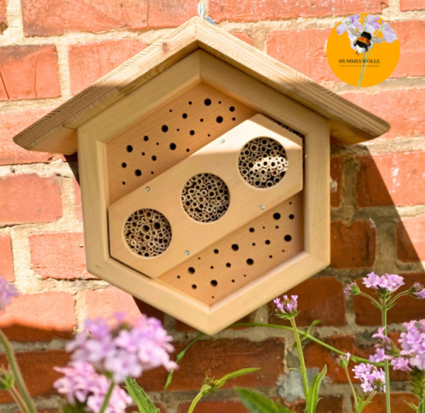 Wildbienennisthilfe Wabe